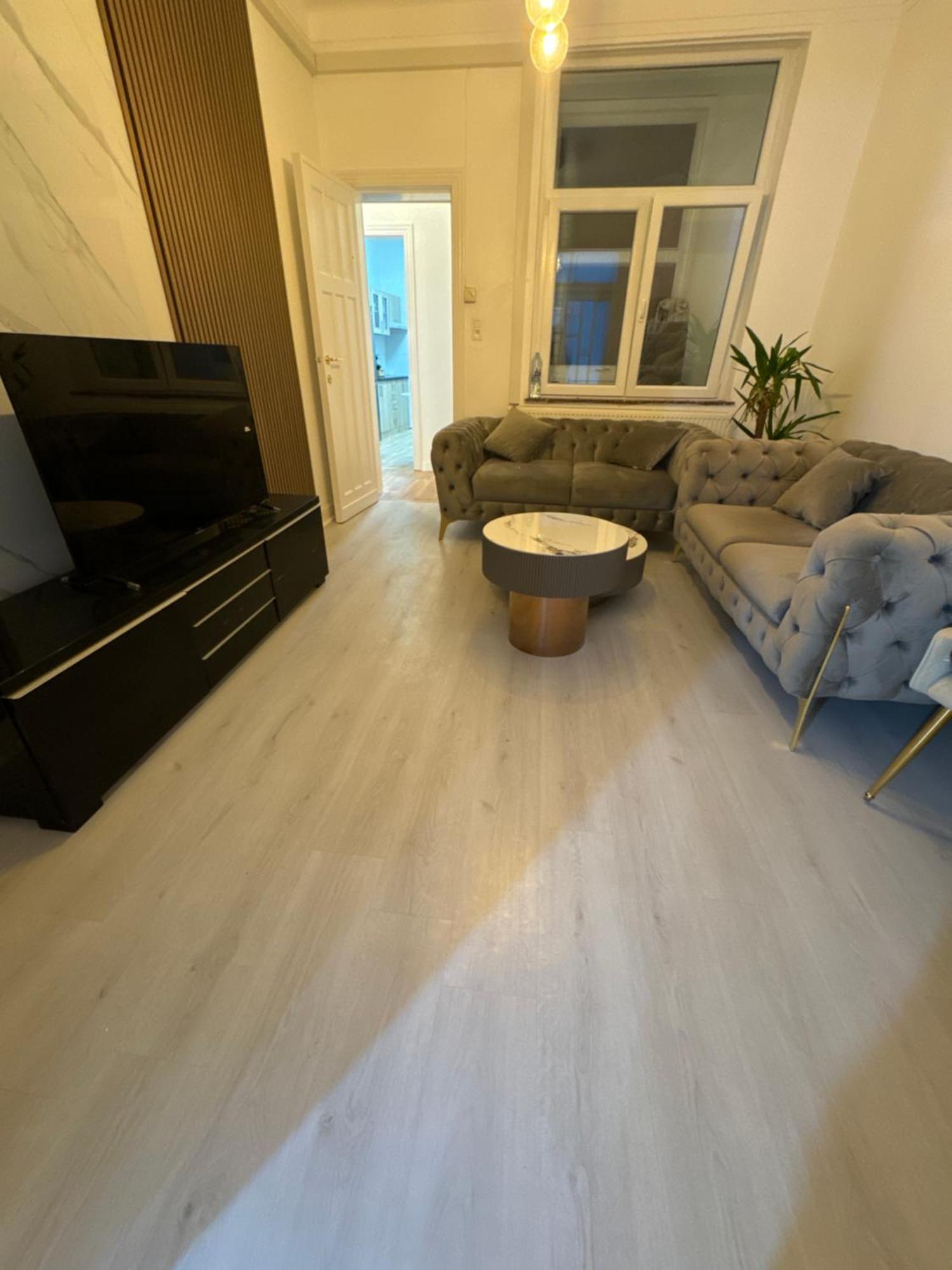 2 Luxueuse A Jette Appartement
